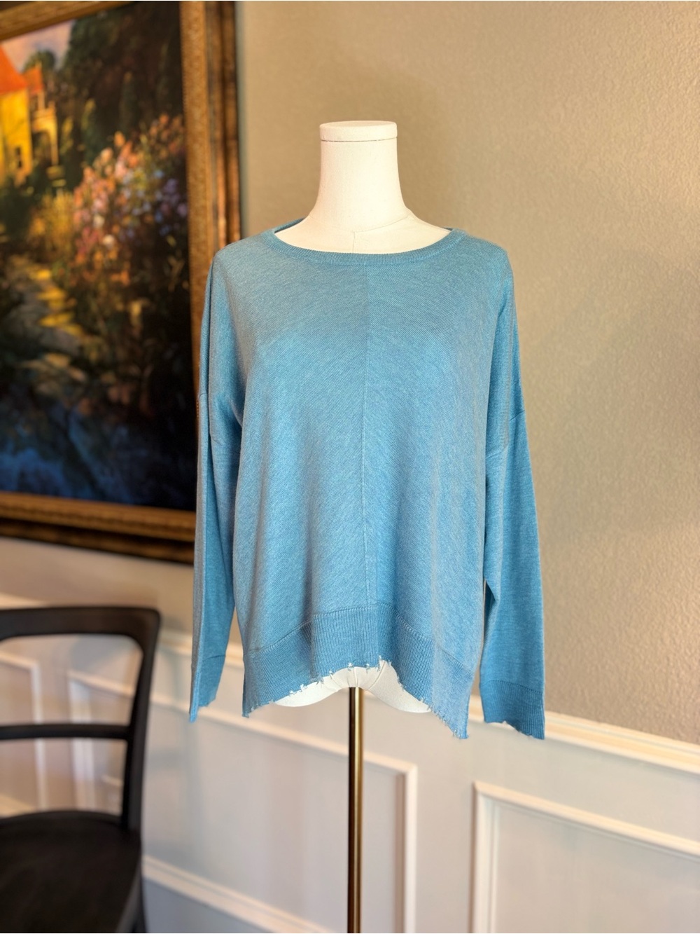 Kerisma women’s Light Blue Teal Scoop Neck Lightweight Sweater Raw Hem Sz S/M